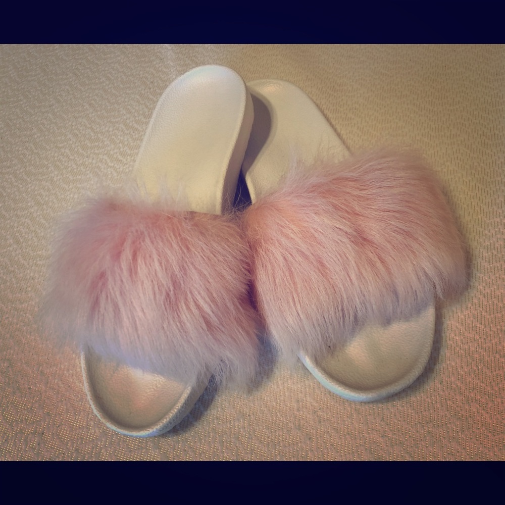 Ugg royal slides size US 10 women’s